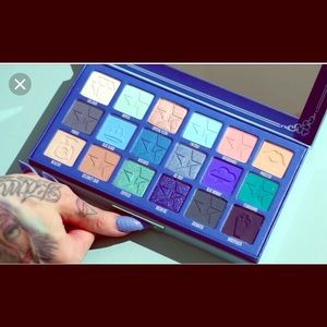 Jeffree Star Blue Blood Palette